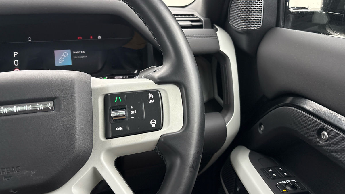 Used Land Rover Defender 110 2024 for sale - 76292332: Photo 14