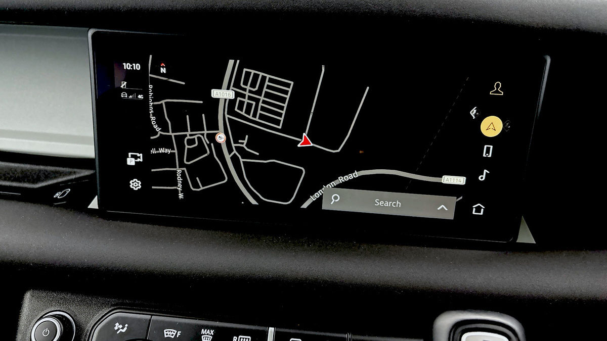 Used Land Rover Defender 110 2024 for sale - 76292332: Photo 17