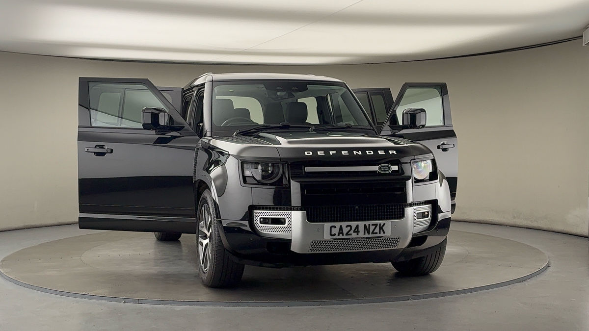 Used Land Rover Defender 110 2024 for sale - 76292332: Photo 52