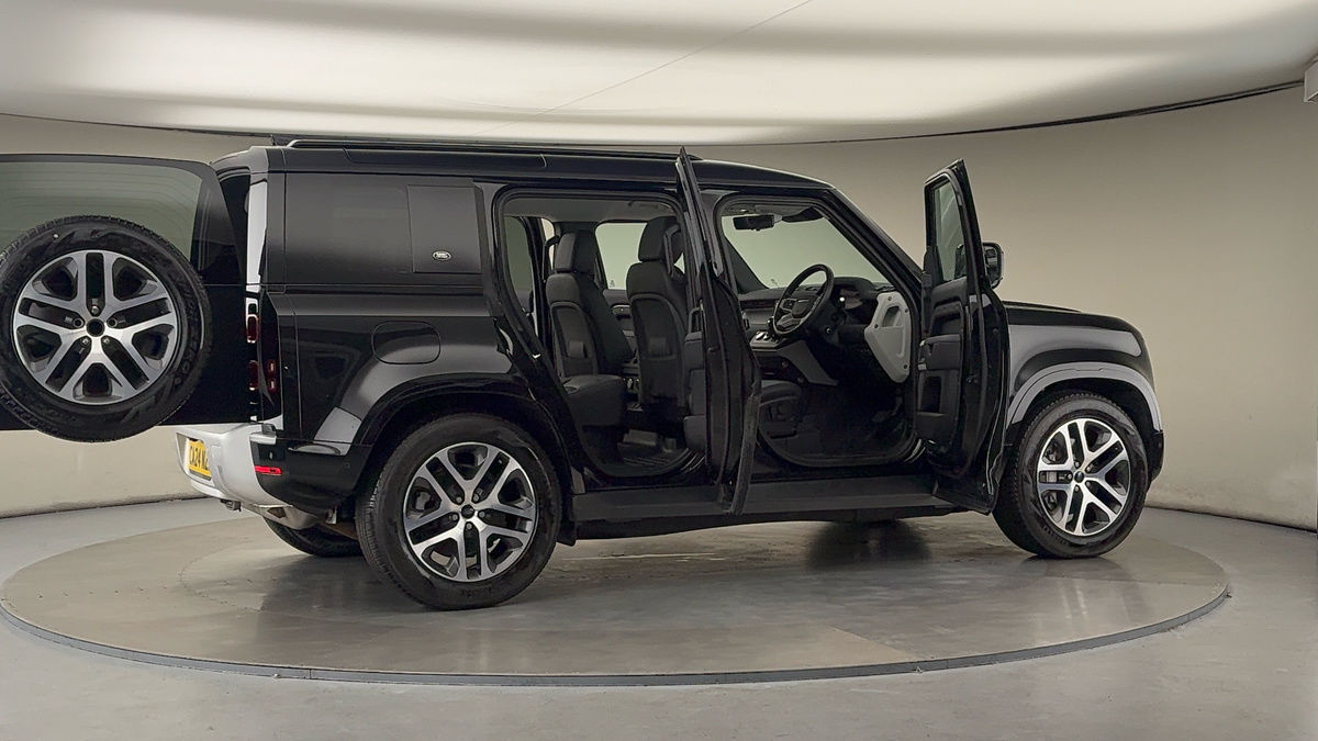 Used Land Rover Defender 110 2024 for sale - 76292332: Photo 57