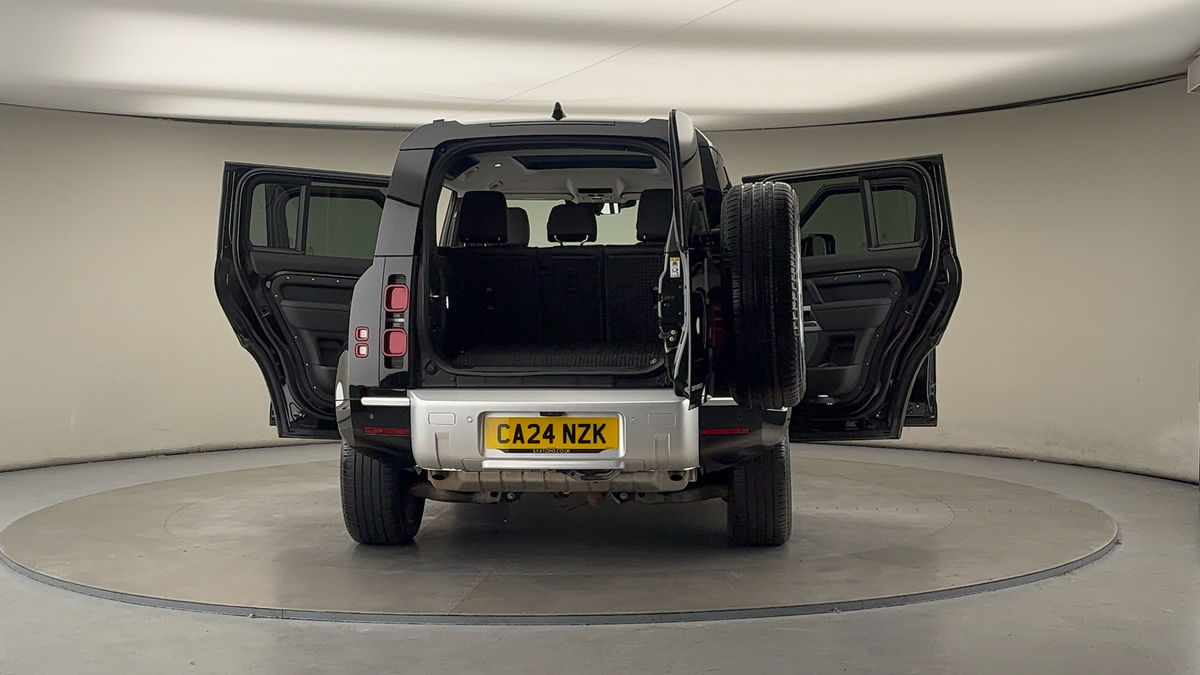 Used Land Rover Defender 110 2024 for sale - 76292332: Photo 60