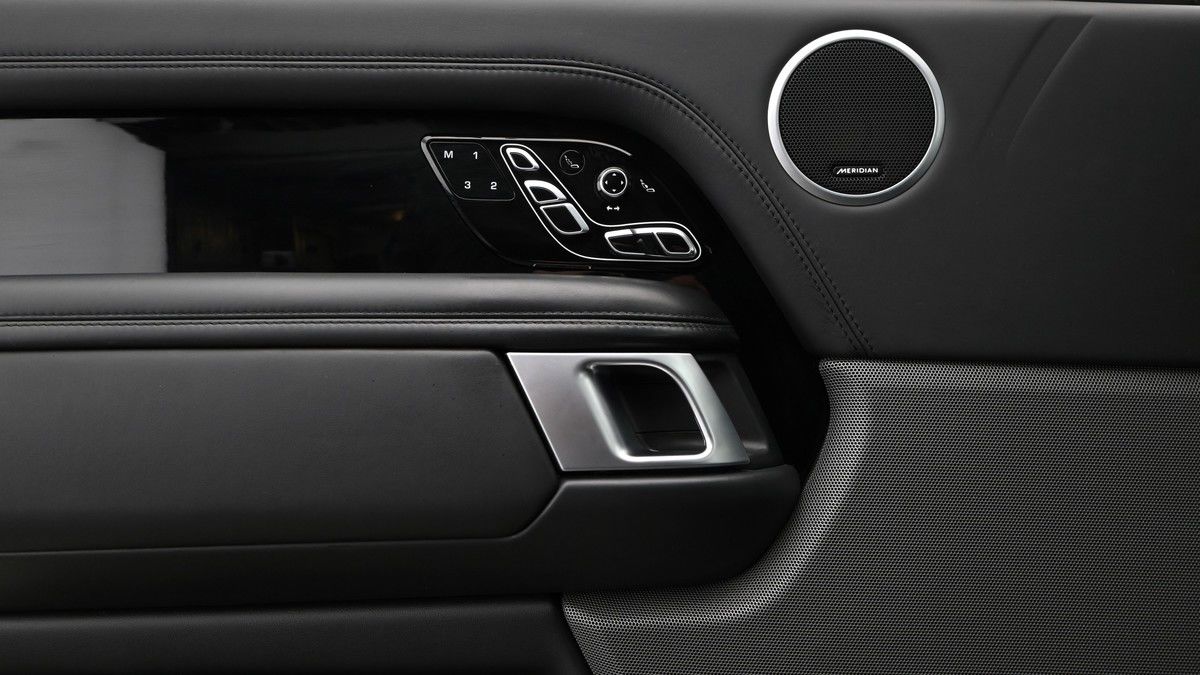 Used Land Rover Range Rover 2019 for sale - 76784693: Photo 25
