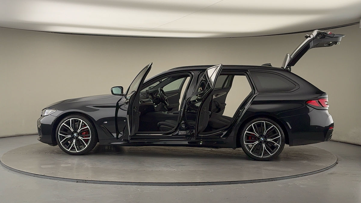 Used BMW 5 Series 2022 for sale - 77264201: Photo 46