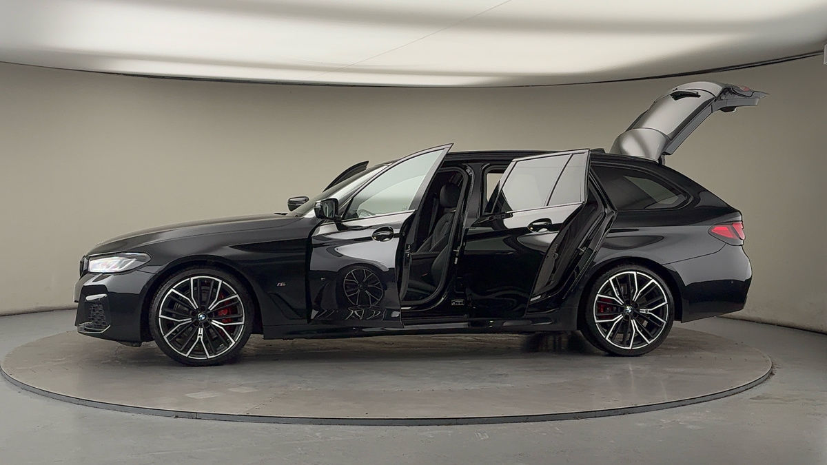 Used BMW 5 Series 2022 for sale - 77264201: Photo 47