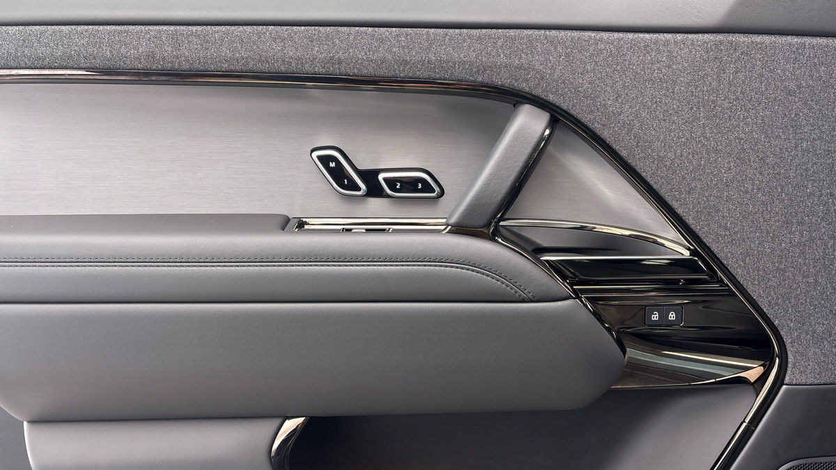 Used Land Rover Range Rover Sport 2024 for sale - 76304611: Photo 19