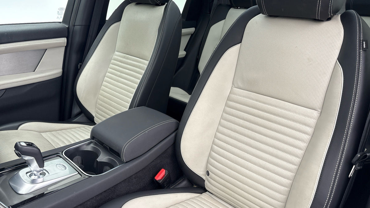 Used Land Rover Discovery Sport 2022 for sale - 77129257: Photo 7