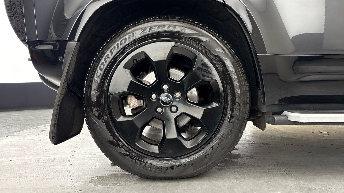 Used Land Rover Defender 2022 for sale - 77921055: Photo 10