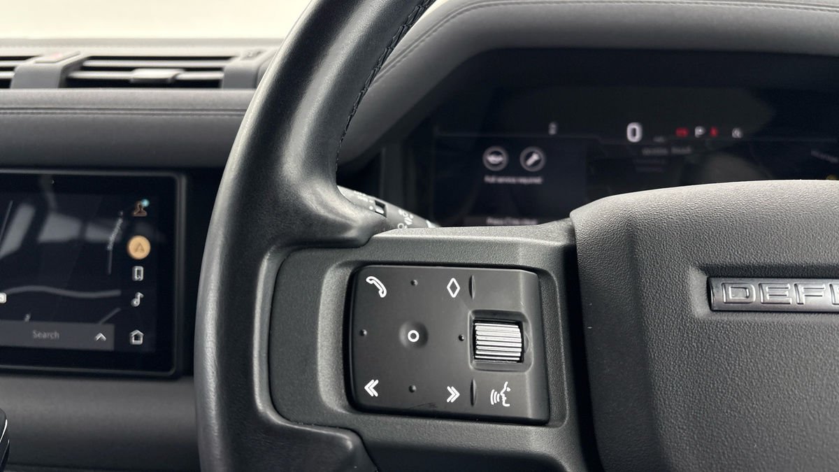 Used Land Rover Defender 2022 for sale - 77921055: Photo 13