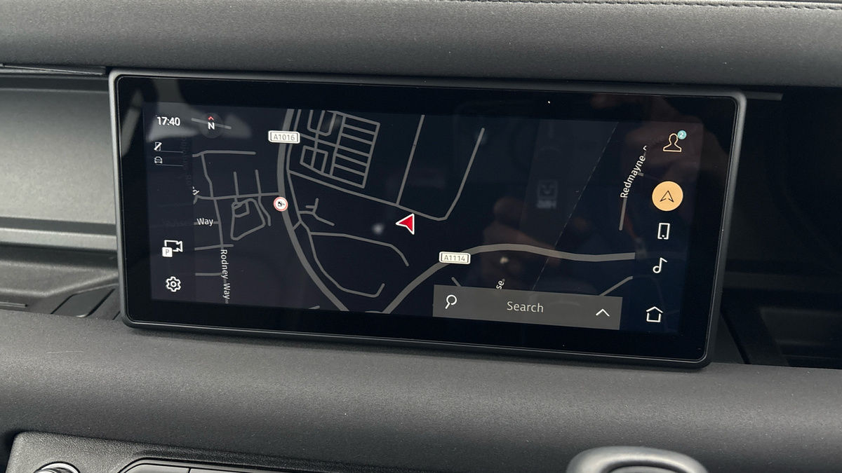 Used Land Rover Defender 2022 for sale - 77921055: Photo 17