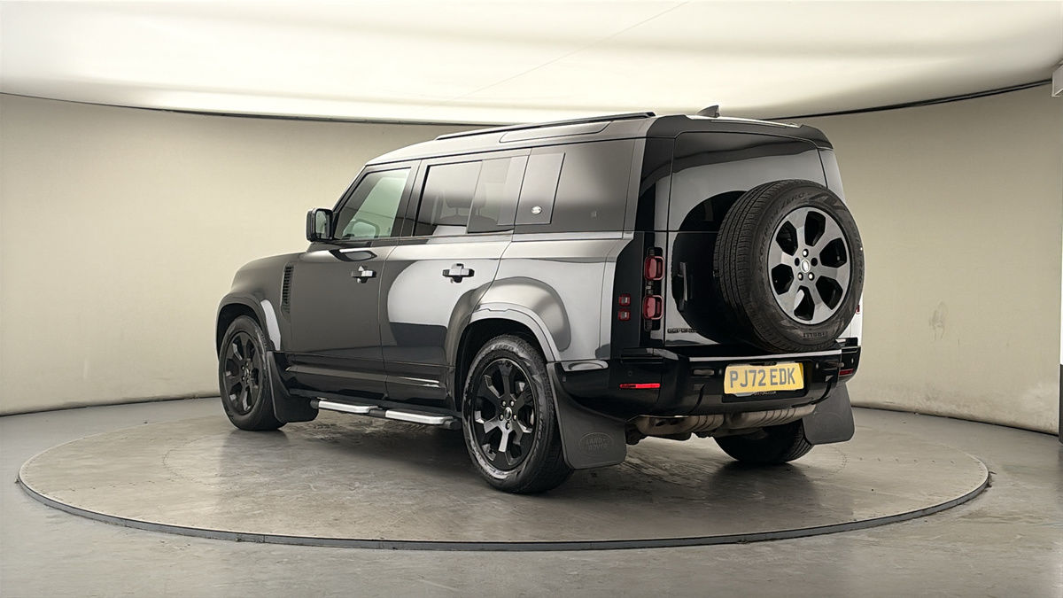 Used Land Rover Defender 2022 for sale - 77921055: Photo 2