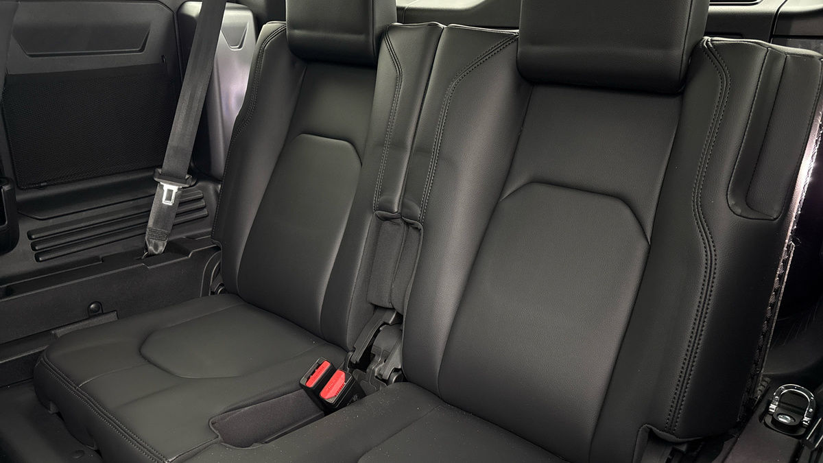 Used Land Rover Defender 2022 for sale - 77921055: Photo 25