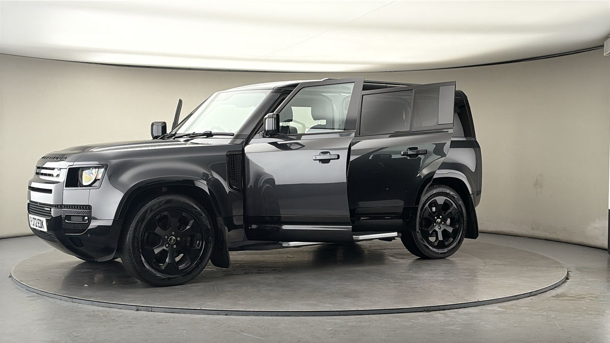 Used Land Rover Defender 2022 for sale - 77921055: Photo 49