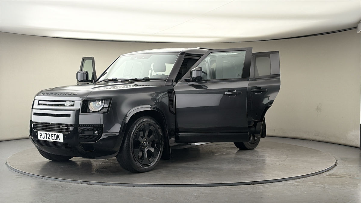 Used Land Rover Defender 2022 for sale - 77921055: Photo 50