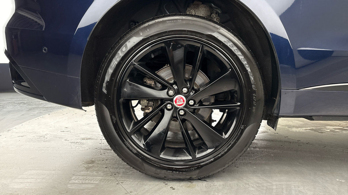 Used Jaguar F-Pace 2021 for sale - 76784691: Photo 10