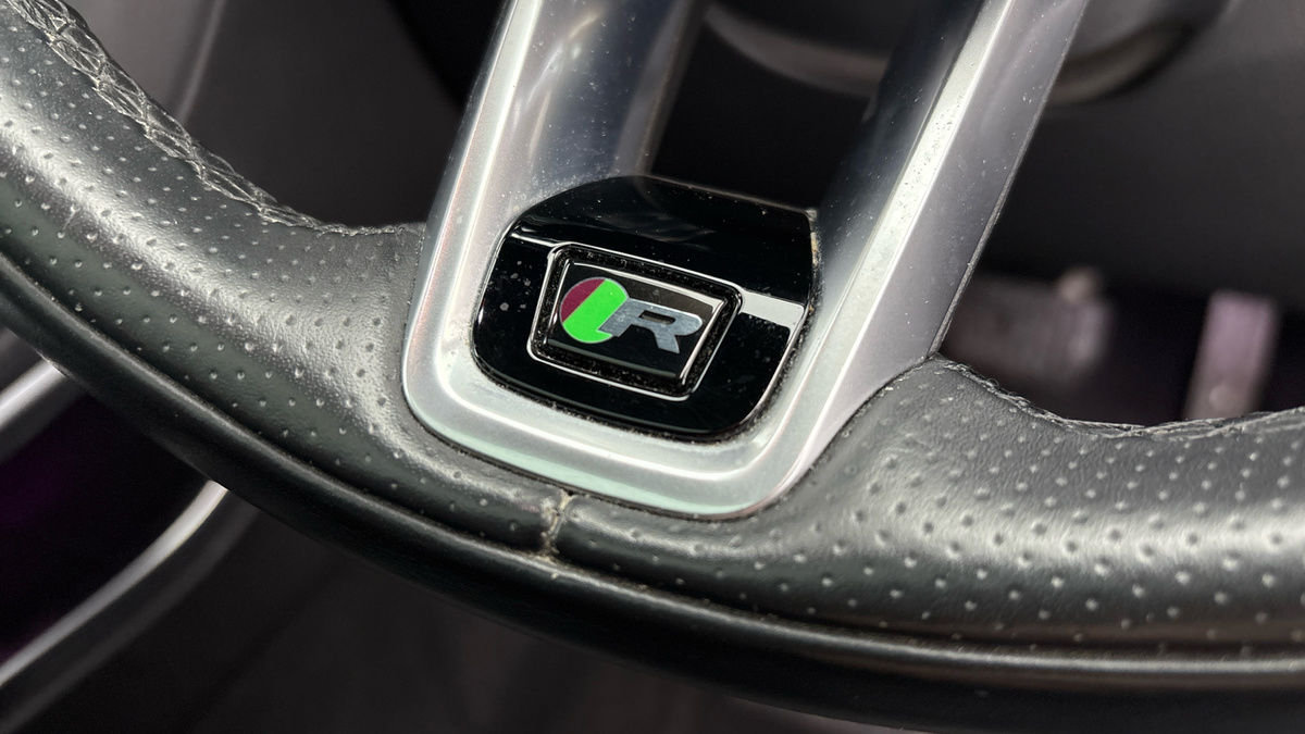 Used Jaguar F-Pace 2021 for sale - 76784691: Photo 25