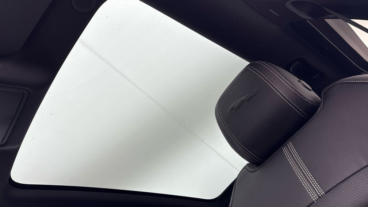 Used Jaguar F-Pace 2021 for sale - 76784691: Photo 6