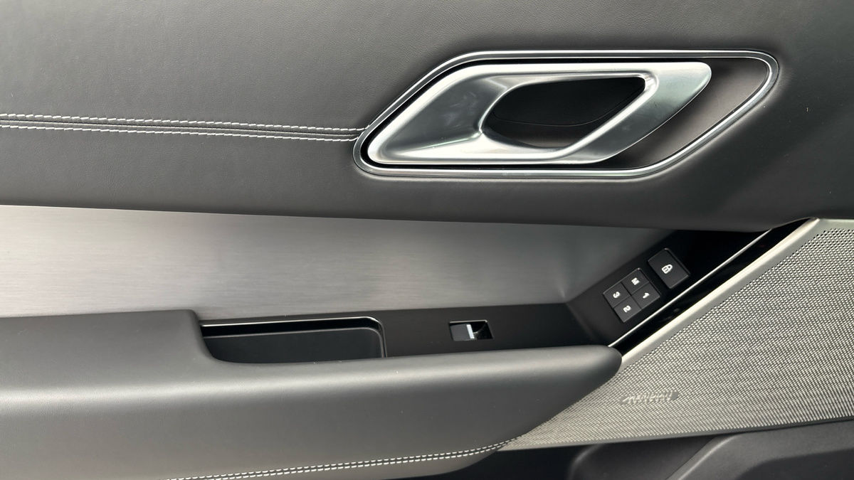 Used Land Rover Range Rover Velar 2022 for sale - 75729959: Photo 19
