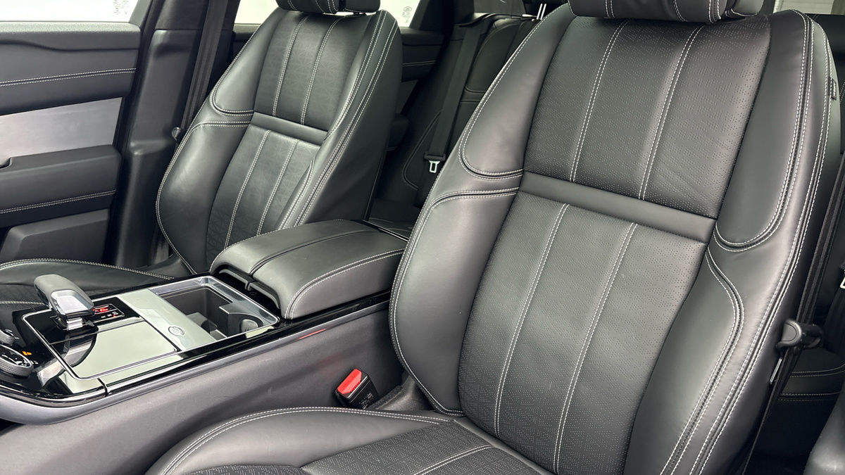 Used Land Rover Range Rover Velar 2022 for sale - 75729959: Photo 7