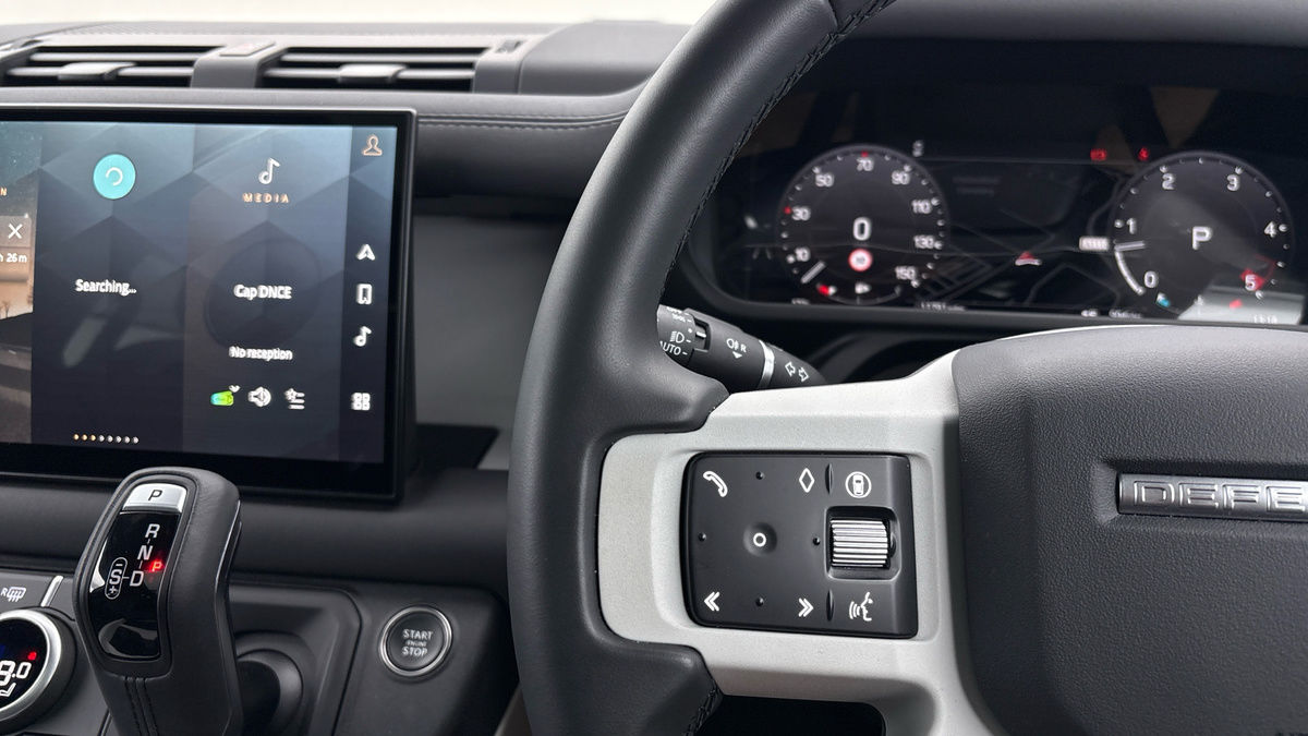 Used Land Rover Defender 110 2025 for sale - 76163824: Photo 13