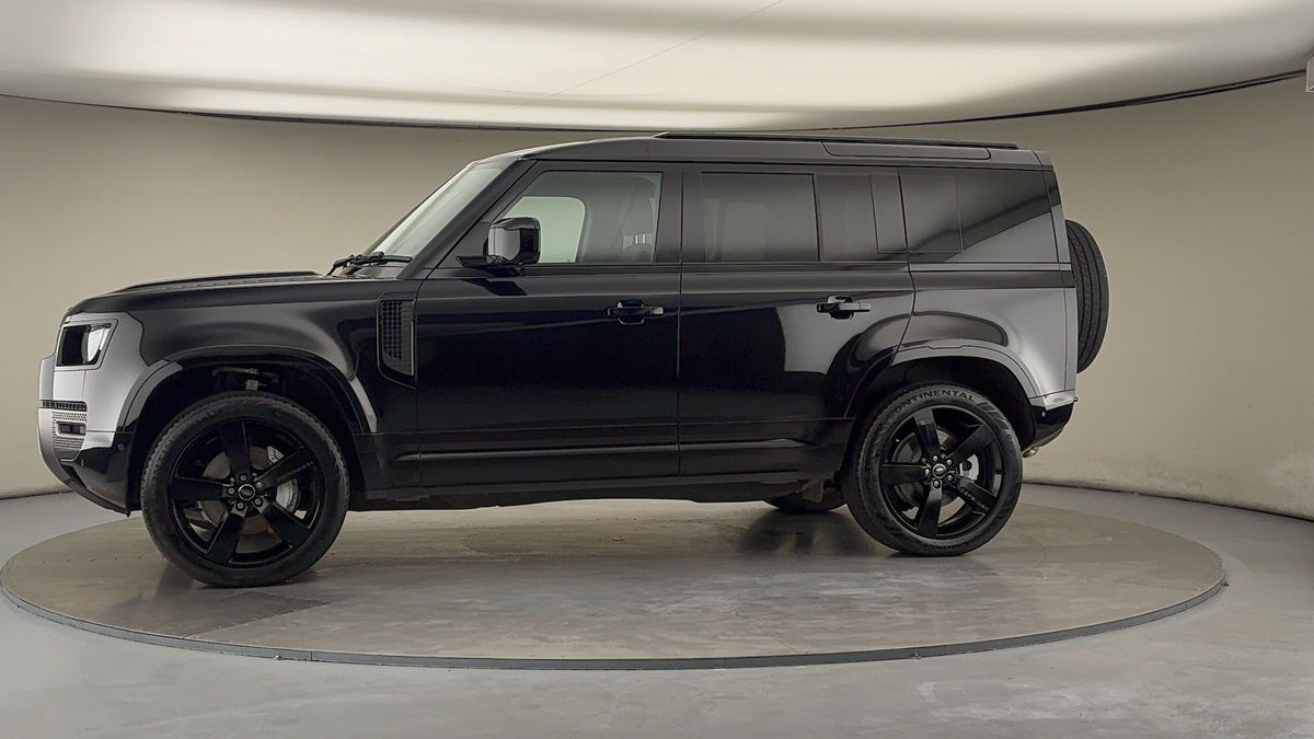 Used Land Rover Defender 110 2025 for sale - 76163824: Photo 28