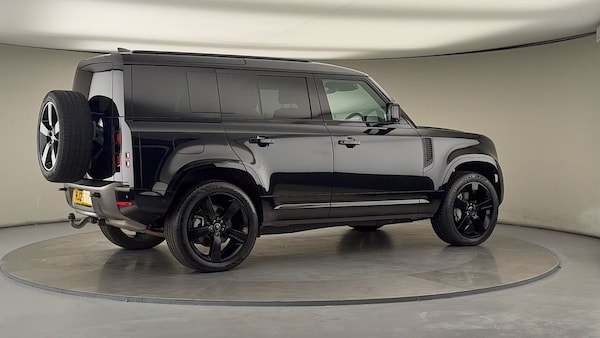 Used Land Rover Defender 110 2025 for sale - 76163824: Photo 38
