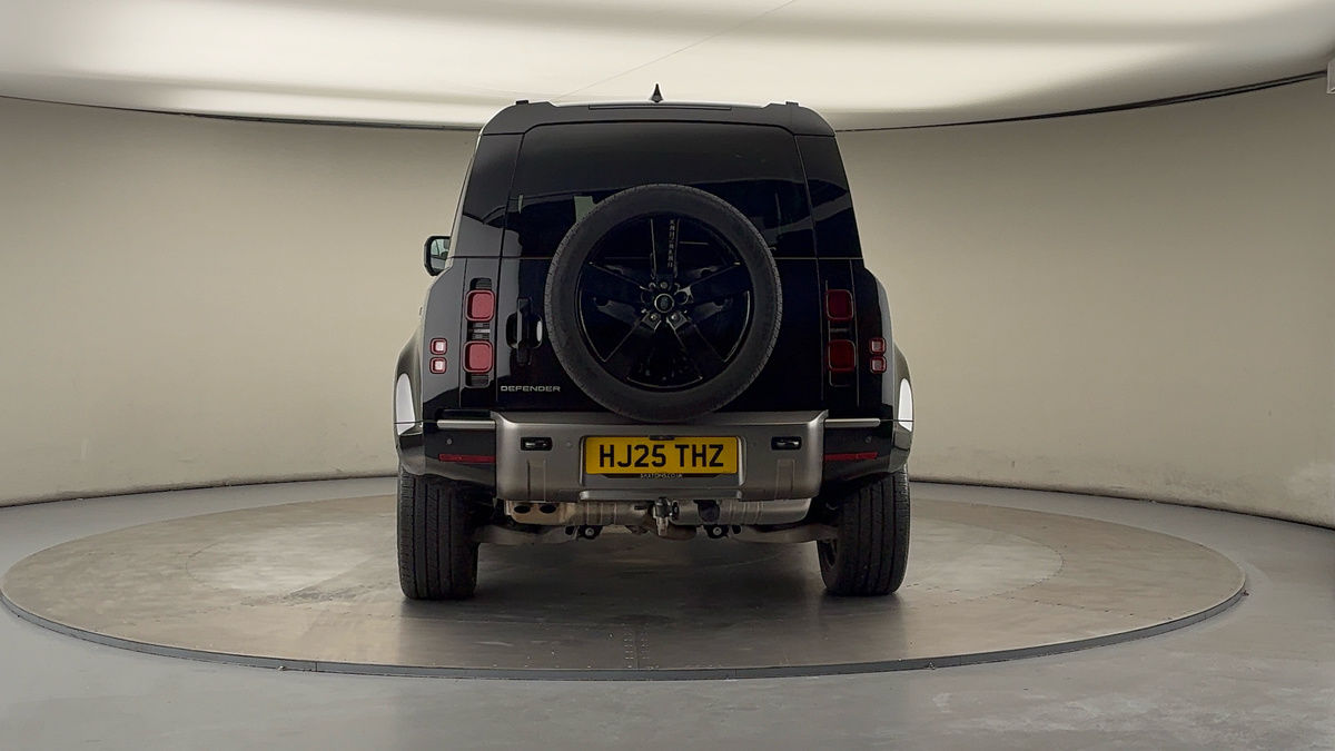 Used Land Rover Defender 110 2025 for sale - 76163824: Photo 41
