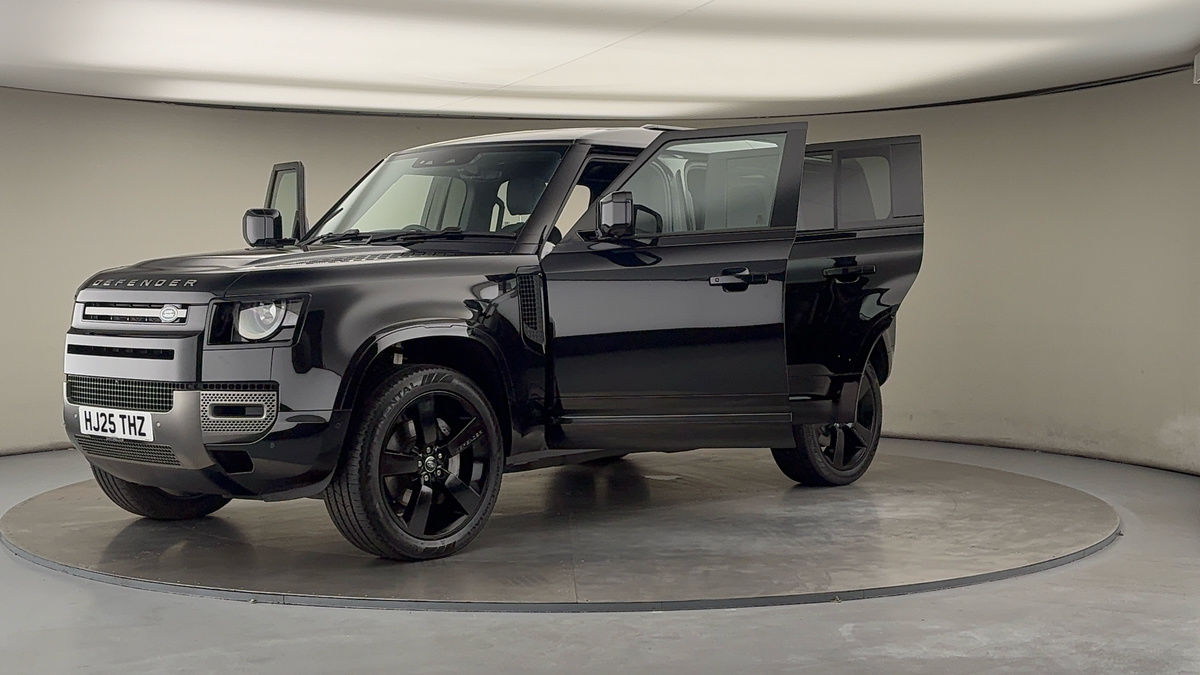 Used Land Rover Defender 110 2025 for sale - 76163824: Photo 49