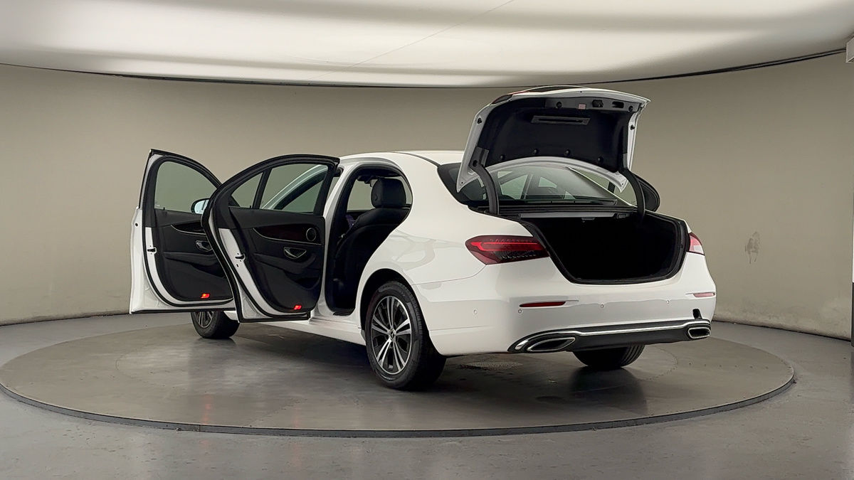 Used Mercedes-Benz E Class 2021 for sale - 76482705: Photo 23