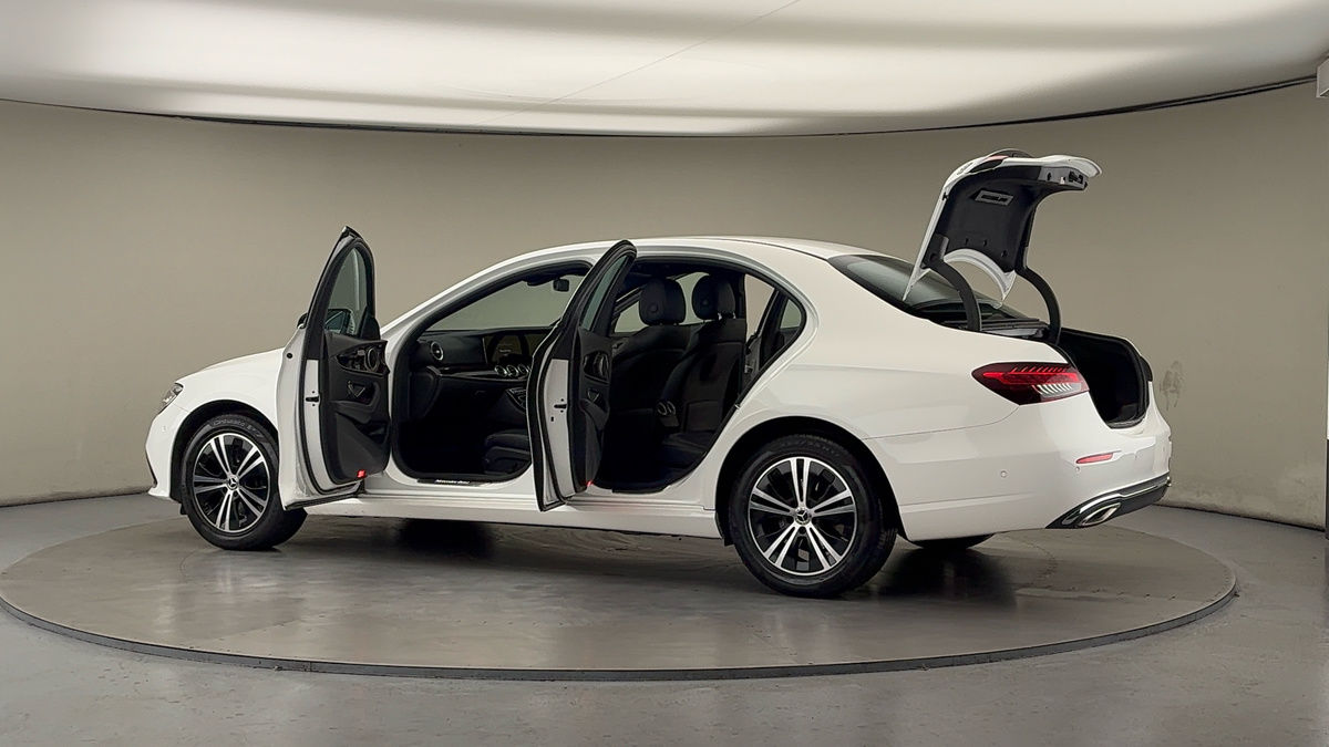 Used Mercedes-Benz E Class 2021 for sale - 76482705: Photo 46