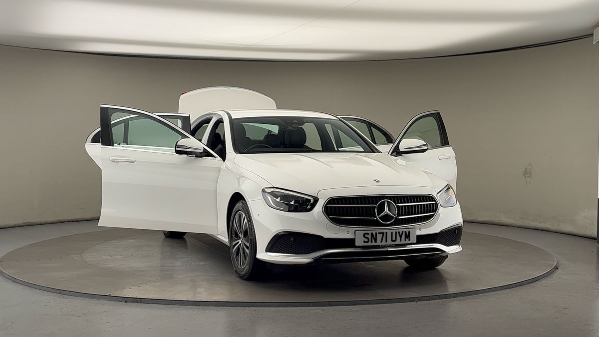 Used Mercedes-Benz E Class 2021 for sale - 76482705: Photo 53