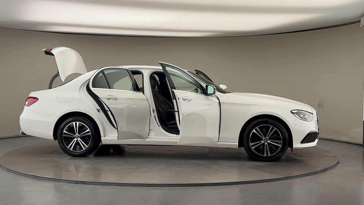 Used Mercedes-Benz E Class 2021 for sale - 76482705: Photo 56