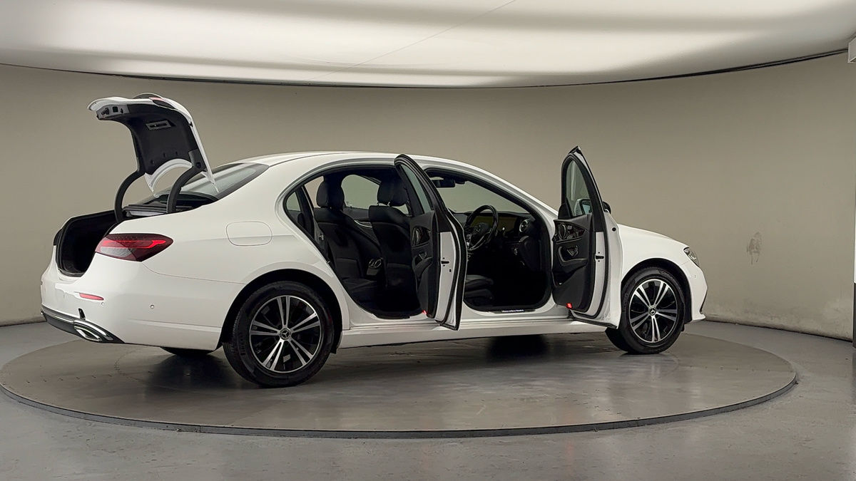 Used Mercedes-Benz E Class 2021 for sale - 76482705: Photo 58