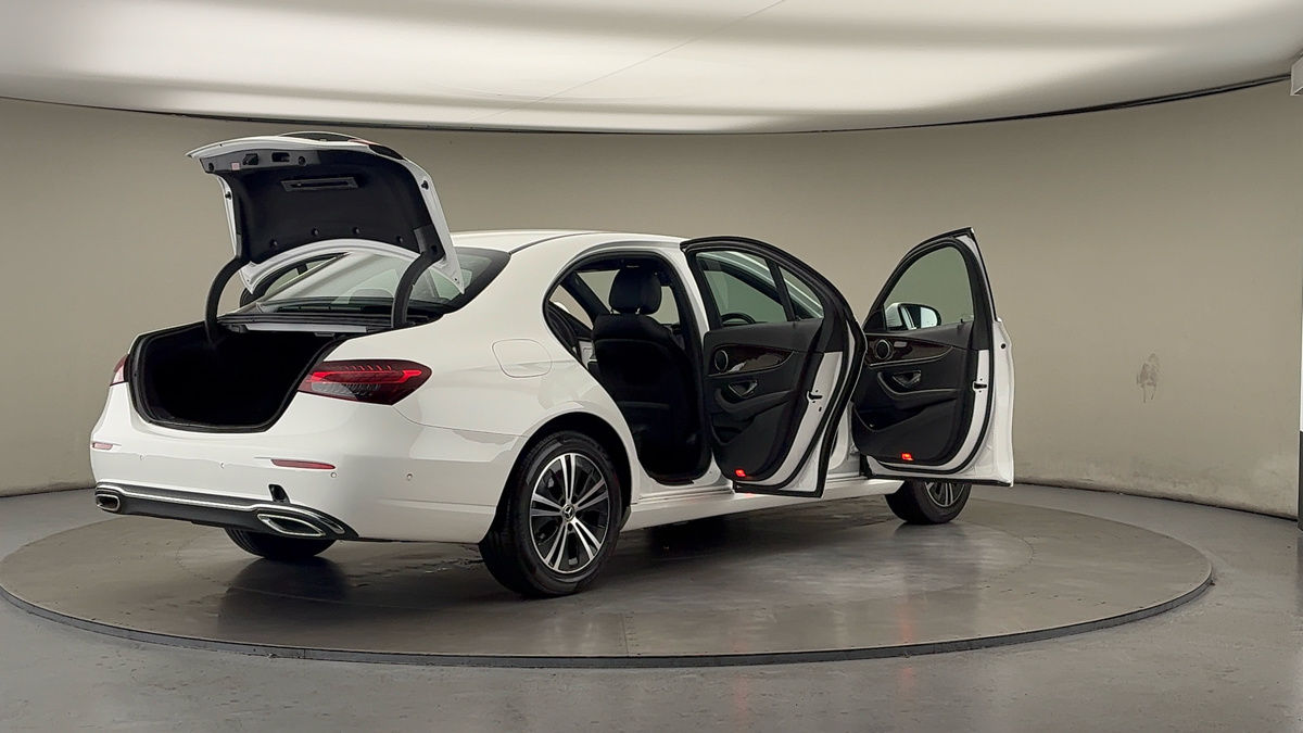 Used Mercedes-Benz E Class 2021 for sale - 76482705: Photo 59