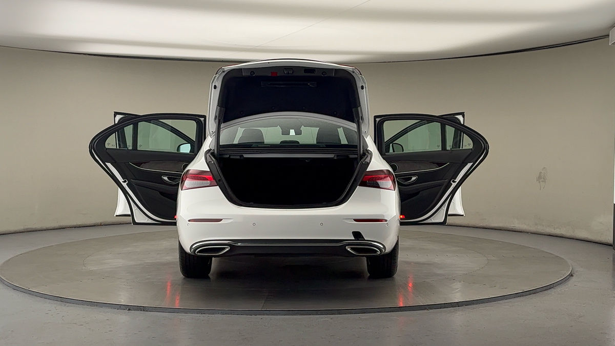 Used Mercedes-Benz E Class 2021 for sale - 76482705: Photo 61