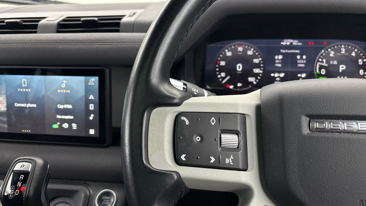 Used Land Rover Defender 110 2021 for sale - 76821425: Photo 13