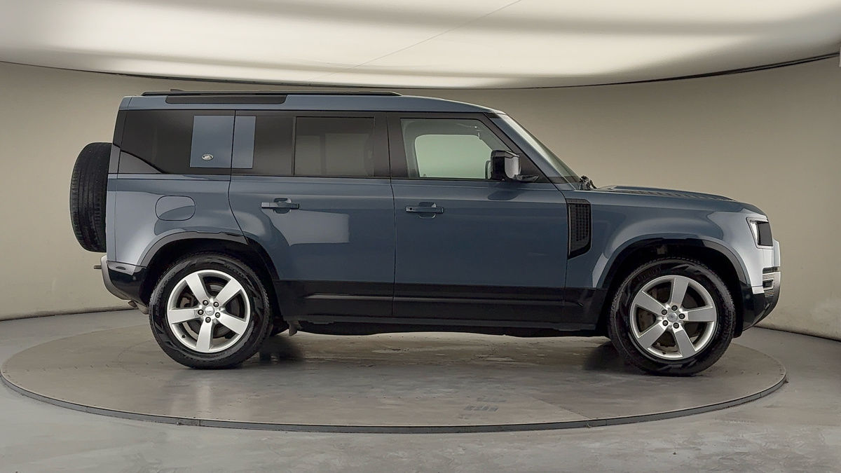 Used Land Rover Defender 110 2021 for sale - 76821425: Photo 16