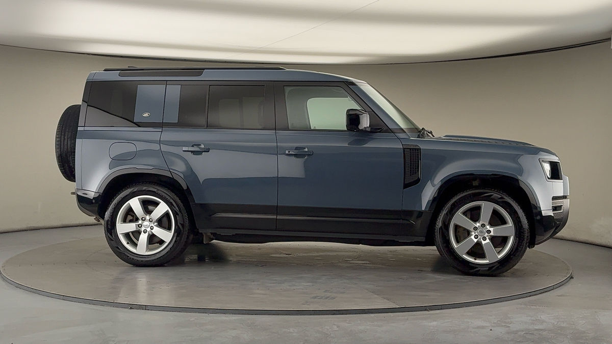 Used Land Rover Defender 110 2021 for sale - 76821425: Photo 36