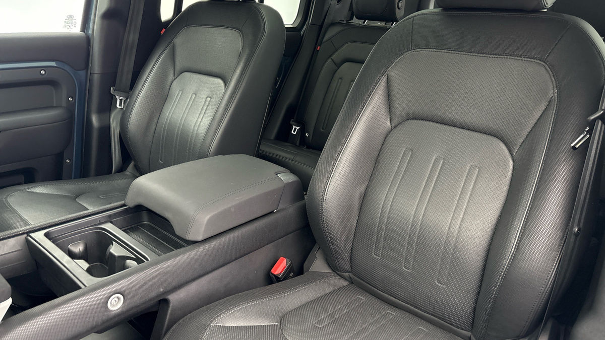 Used Land Rover Defender 110 2021 for sale - 76821425: Photo 7