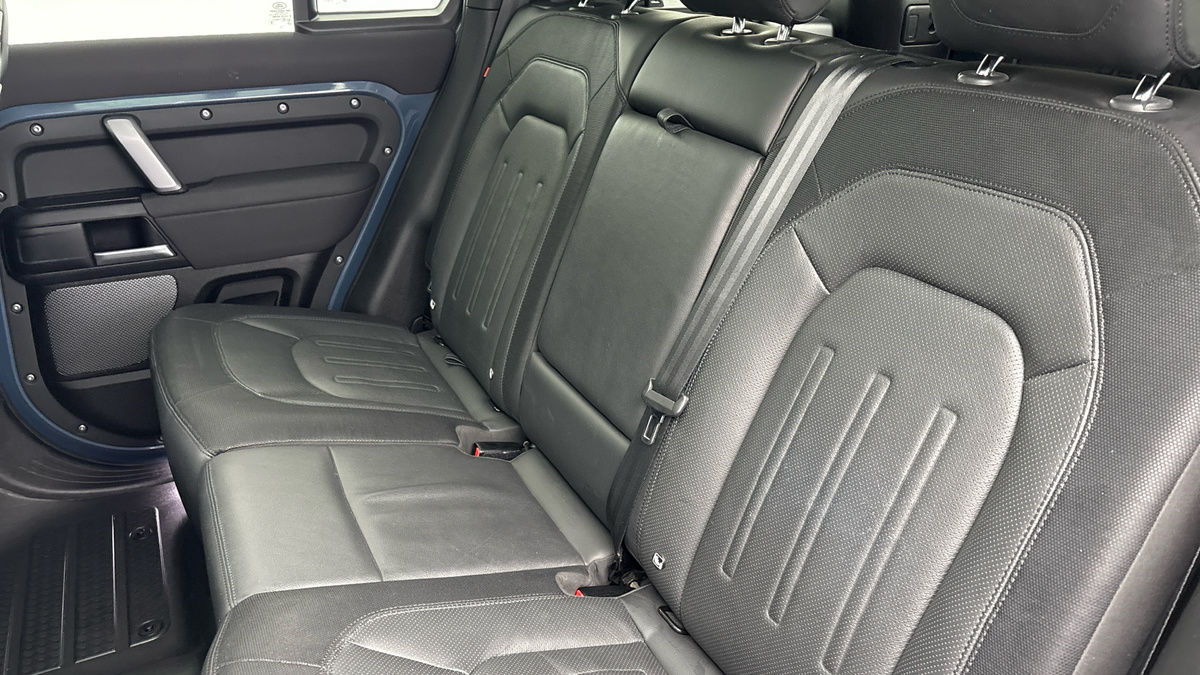 Used Land Rover Defender 110 2021 for sale - 76821425: Photo 8