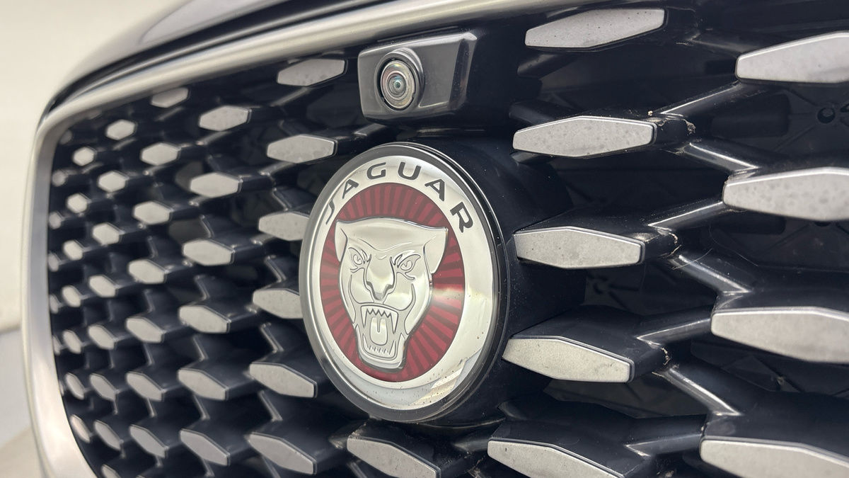 Used Jaguar F-Pace 2021 for sale - 76357242: Photo 24