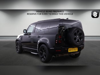 Used Land Rover Defender 2022 for sale - 78358836: Photo
