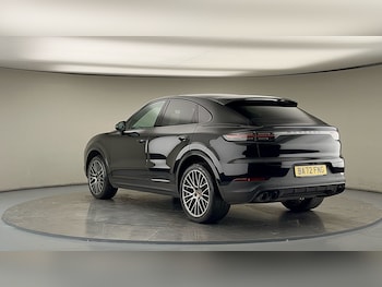 Used Porsche Cayenne 2022 for sale - 75803174: Photo