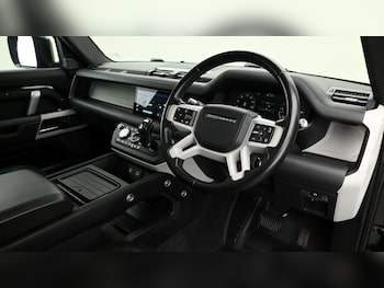 Used Land Rover Defender 110 2021 for sale - 75503916: Photo
