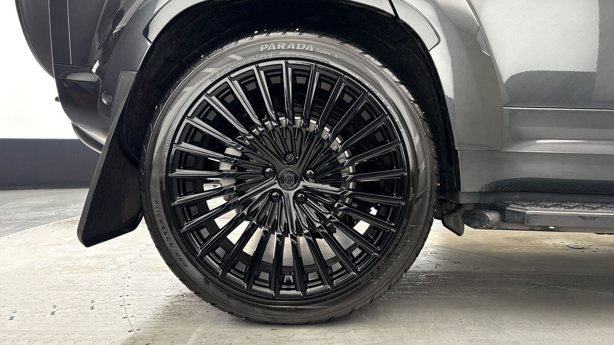 Used Land Rover Defender 110 2025 for sale - 77521772: Photo 10