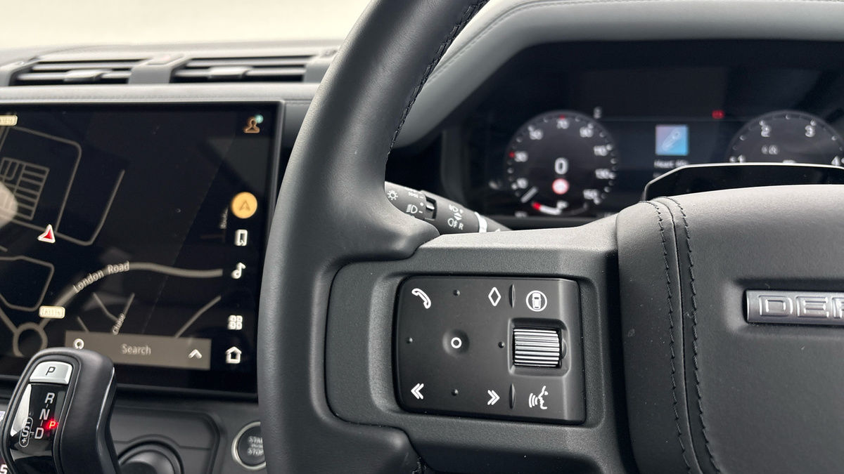 Used Land Rover Defender 110 2025 for sale - 77521772: Photo 13