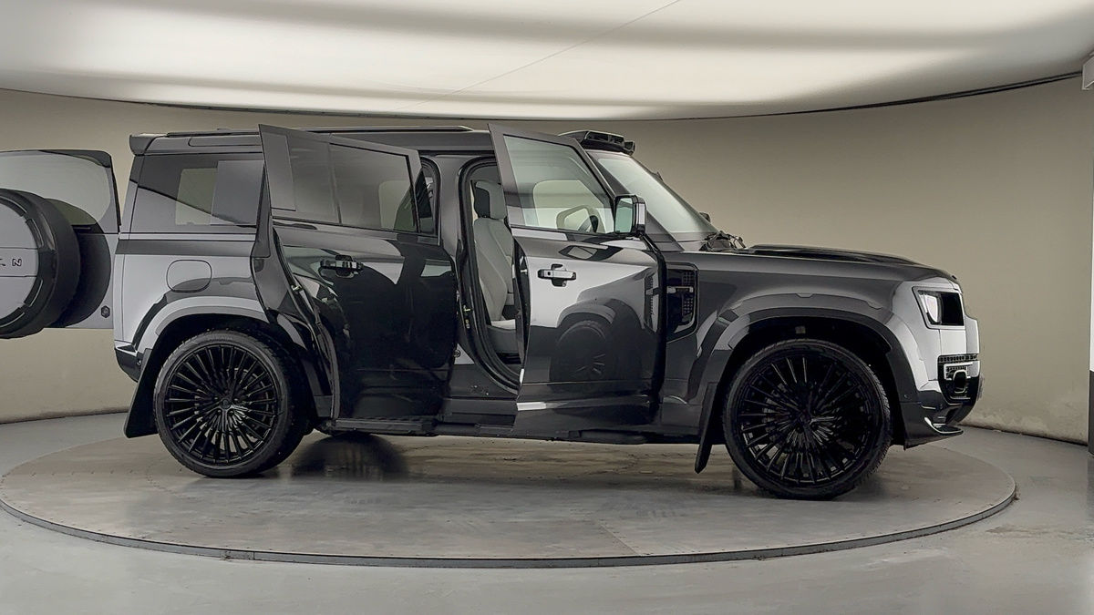 Used Land Rover Defender 110 2025 for sale - 77521772: Photo 59