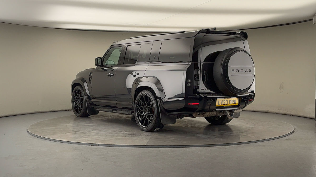 Used Land Rover Defender 130 2023 for sale - 77236960: Photo 2