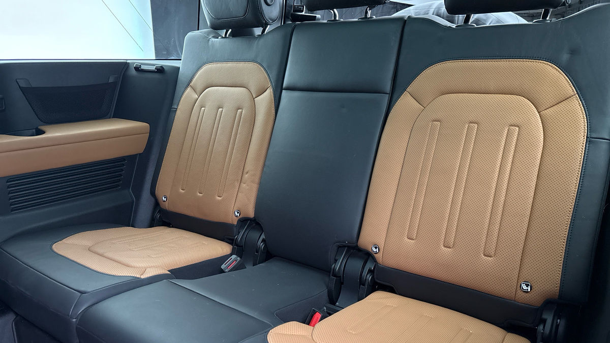 Used Land Rover Defender 130 2023 for sale - 77236960: Photo 29