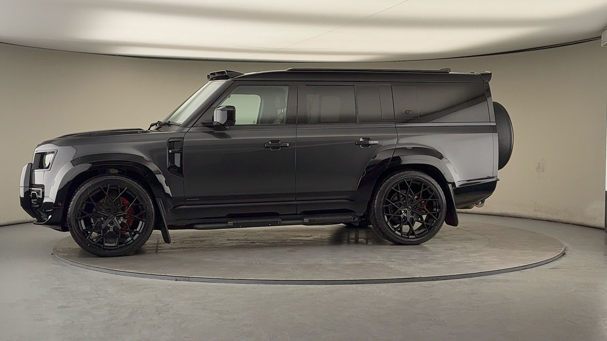 Used Land Rover Defender 130 2023 for sale - 77236960: Photo 33