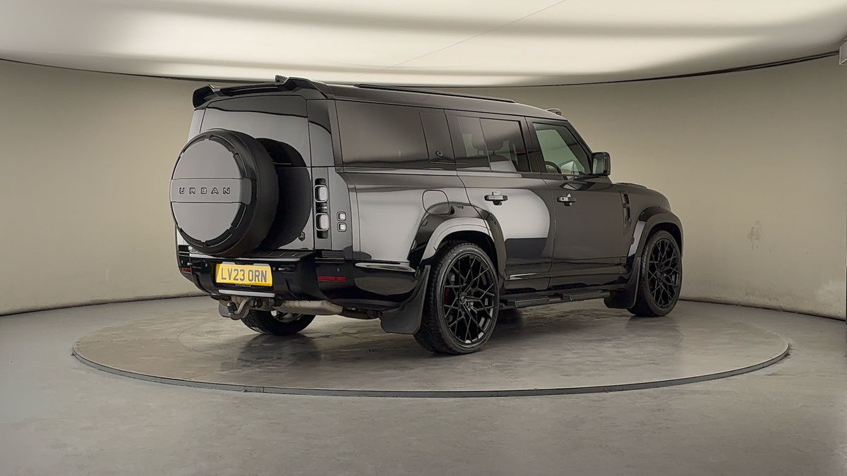 Used Land Rover Defender 130 2023 for sale - 77236960: Photo 44